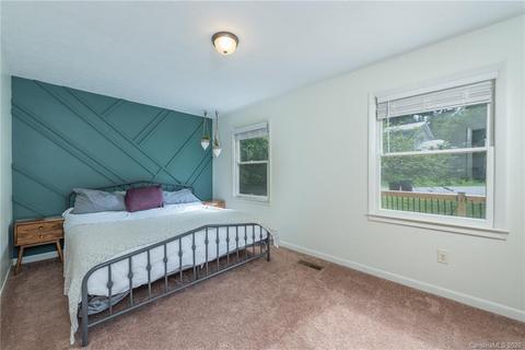 144 Pebblebrook St, Clyde, NC 28721 photo 18