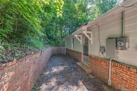 120 Longbranch Ln, Tryon, NC 28782 photo 9