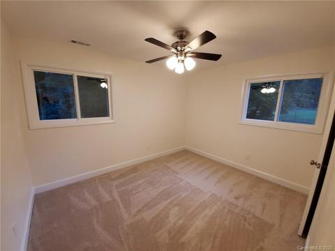 2035 Knickerbocker Dr, Charlotte, NC 28212 photo 27