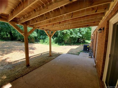 2035 Knickerbocker Dr, Charlotte, NC 28212 photo 29