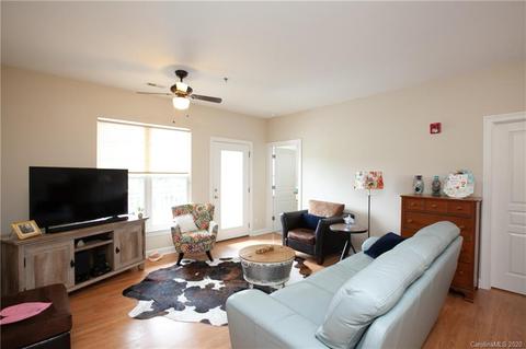 18710 Oakhurst Blvd #2E, Cornelius, NC 28031 photo 5