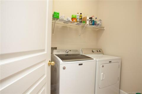 18710 Oakhurst Blvd #2E, Cornelius, NC 28031 photo 9