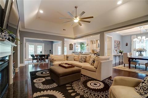 18339 Glenealy Dr, Cornelius, NC 28031 photo 9
