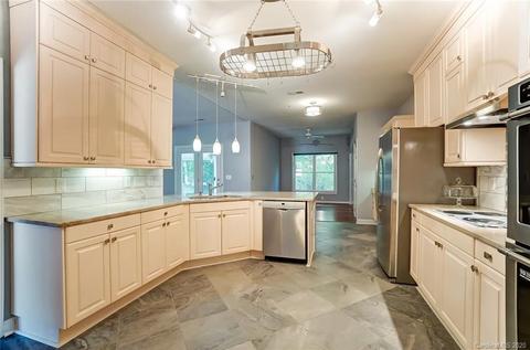 747 Monticello Dr, Fort Mill, SC 29708 photo 16
