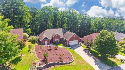 747 Monticello Dr, Fort Mill, SC 29708 photo 3