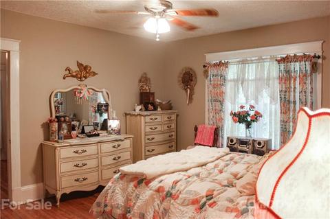 79 Hazel Ave, Spruce Pine, NC 28777 photo 15