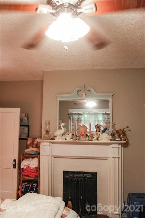 79 Hazel Ave, Spruce Pine, NC 28777 photo 16
