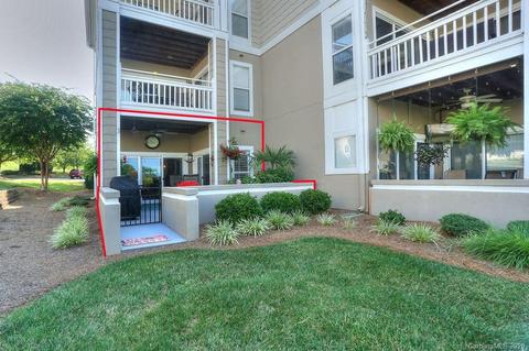 1101 Torrence Cir, Davidson, NC 28036 photo 1