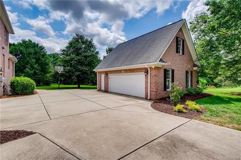 6228 Fox Chase Dr, Davidson, NC 28036 photo 27