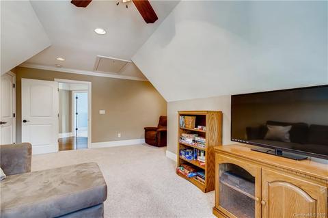 6228 Fox Chase Dr, Davidson, NC 28036 photo 20
