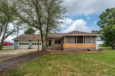 2001 Ridge Rd, Monroe, NC 28110 photo 1