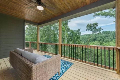 28 Ledgestone Dr, Fairview, NC 28730 photo 14