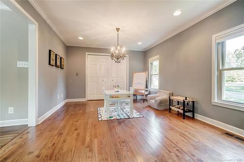 5401 Farmbrook Dr, Charlotte, NC 28210 photo 13