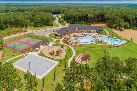 4550 Persimmon Rd, Lancaster, SC 29720 photo 3