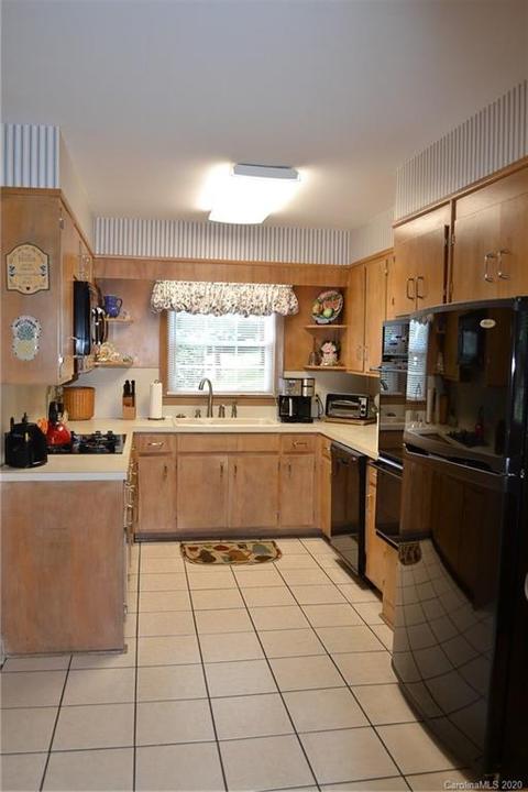 116 Cascade St, Morganton, NC 28655 photo 21