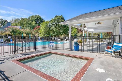 9005 Mapledale Ct, Cornelius, NC 28031 photo 31