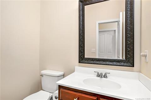 9005 Mapledale Ct, Cornelius, NC 28031 photo 18