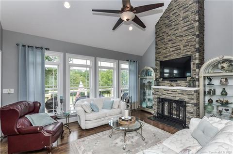 7353 Sahalee Dr, Denver, NC 28037 photo 6