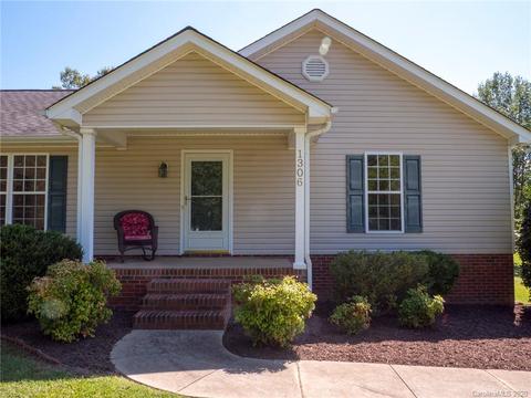 1306 Trull Pl, Monroe, NC 28110 photo 3