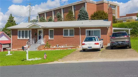 75 Broad St, Spruce Pine, NC 28777 photo 22