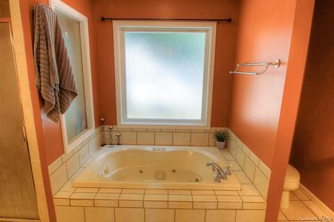 334 Eastern Sky Dr, Canton, NC 28716 photo 20