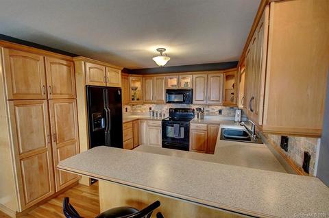 334 Eastern Sky Dr, Canton, NC 28716 photo 13