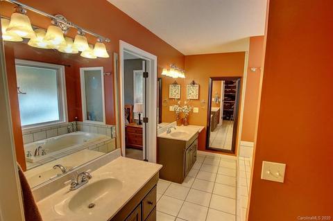 334 Eastern Sky Dr, Canton, NC 28716 photo 19