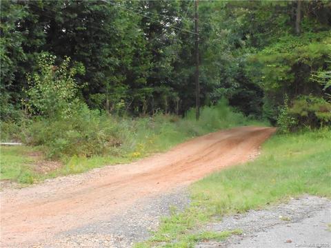 7950 Mocassin Dr, Sherrills Ford, NC 28673