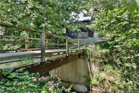 6295 Crabtree Rd, Clyde, NC 28721 photo 14