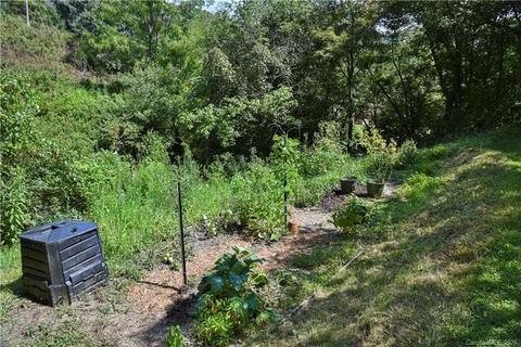 6295 Crabtree Rd, Clyde, NC 28721 photo 12