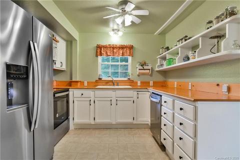 6295 Crabtree Rd, Clyde, NC 28721 photo 25