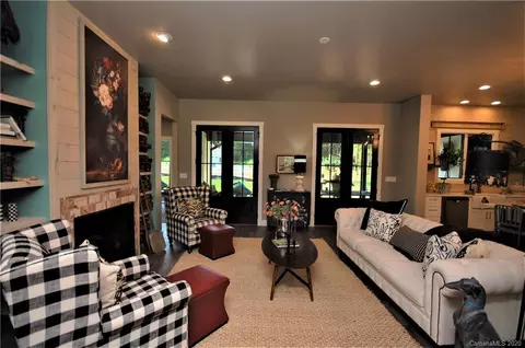 23 Leon Lara Ln, Flat Rock, NC 28731 photo 9