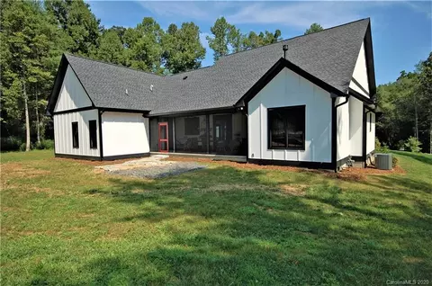 23 Leon Lara Ln, Flat Rock, NC 28731 photo 29