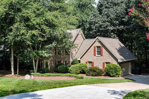 5472 Ashbury Ln, Davidson, NC 28036 photo 4