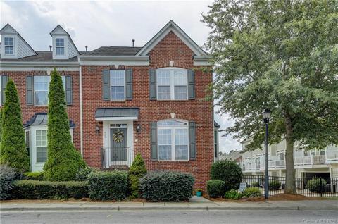 421 Armour St, Davidson, NC 28036 photo 2