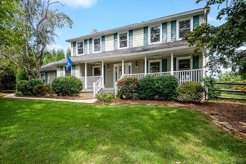 2001 Charden Rd, Davidson, NC 28036 photo 1