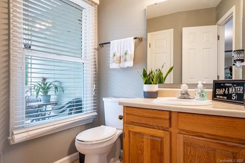 2001 Charden Rd, Davidson, NC 28036 photo 8