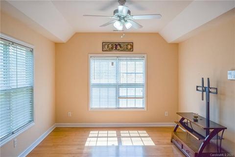2037 E Park Dr, Lancaster, SC 29720 photo 6