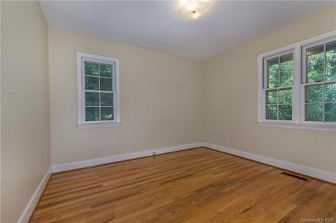 386 Melrose Ave, Tryon, NC 28782 photo 22