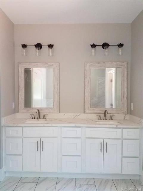 608 7th St NE, Conover, NC 28613 photo 7
