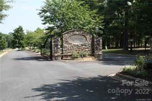 868 Bellegray Rd #18, Clover, SC 29710