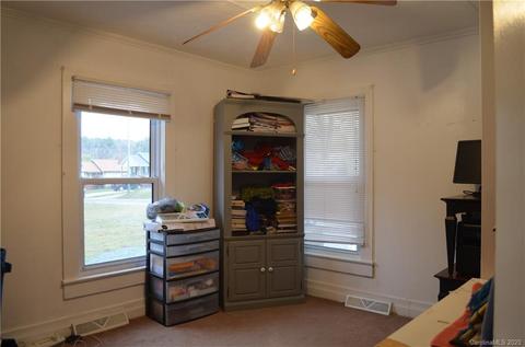 418 E 23rd St, Kannapolis, NC 28083 photo 10