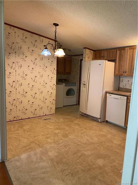 137 Walnut Rd, Clyde, NC 28721 photo 11