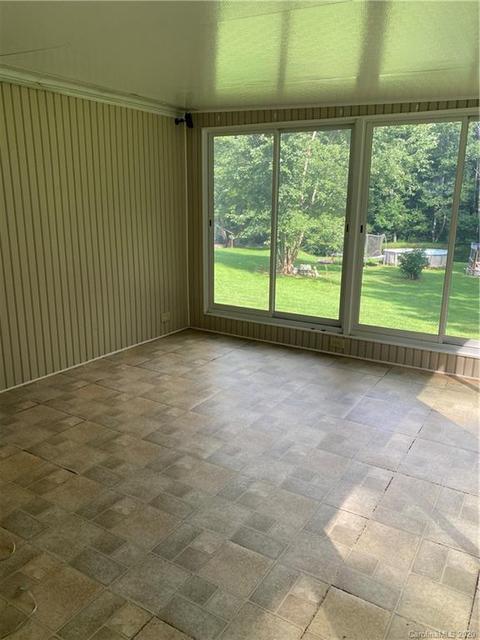 137 Walnut Rd, Clyde, NC 28721 photo 21