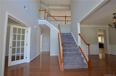 549 Fair Oaks Dr, Fort Mill, SC 29708 photo 2