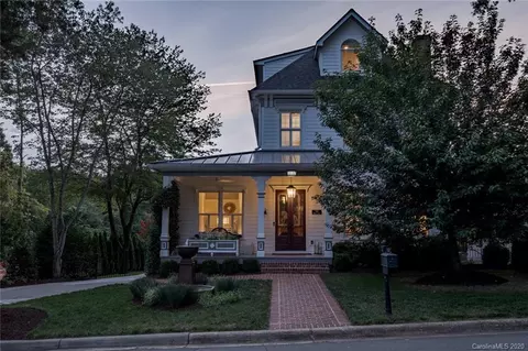 518 Walnut St, Davidson, NC 28036 photo 38
