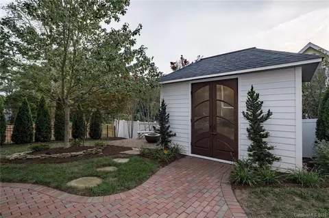 518 Walnut St, Davidson, NC 28036 photo 35