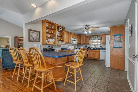 908 White Oak Ln, Tryon, NC 28782 photo 8