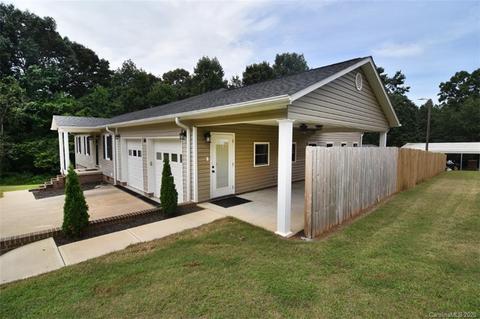 1784 Paris Dr, Conover, NC 28613 photo 2