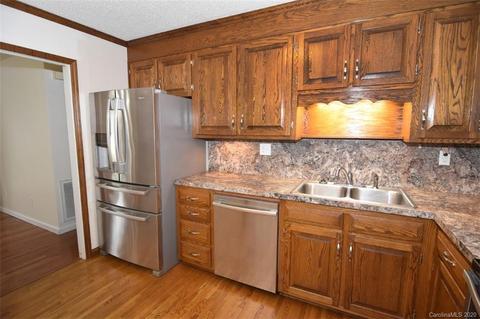 1784 Paris Dr, Conover, NC 28613 photo 14